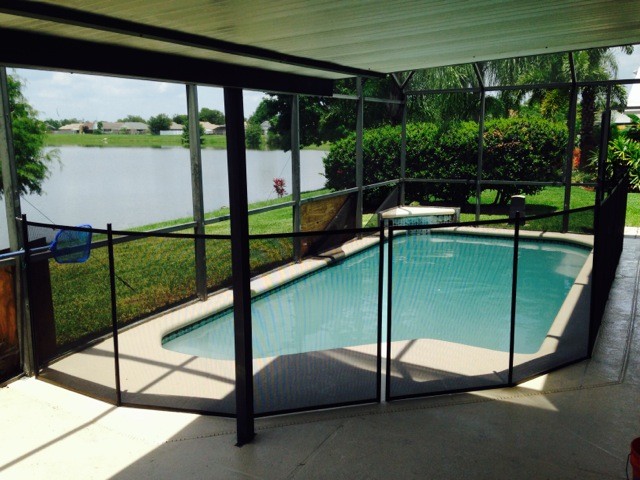 Orlando, Florida Baby Barrier Pool Fence Guardian