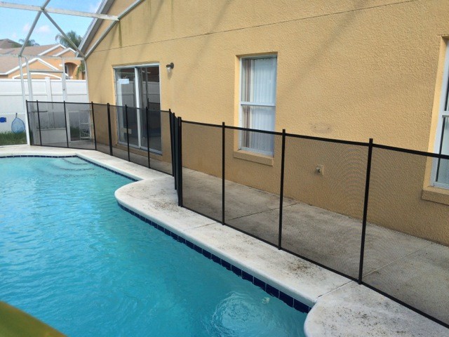 Davenport Baby Barrier Pool Guard Fence