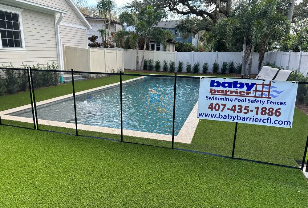 Surround Your Swimming Pool with Pool Fence