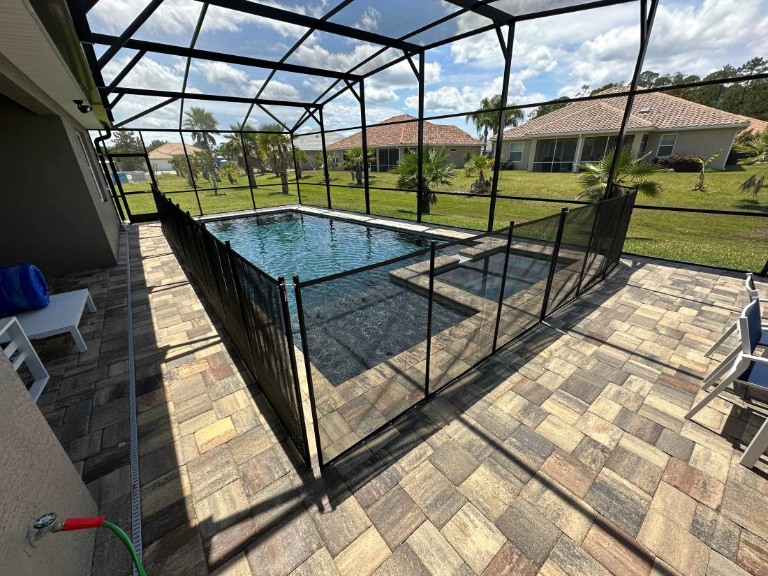 Surround Swimming Pool with Baby Barrier® Surround Swimming Pool with Baby Barrier®